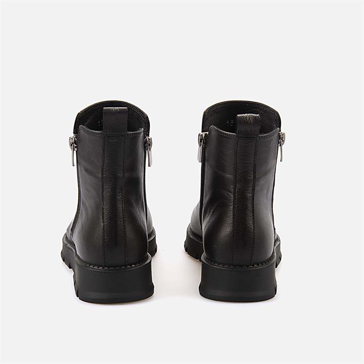 Kemal Tanca Kadın Hakiki Deri Kauçuk Taban Siyah Günlük Bot