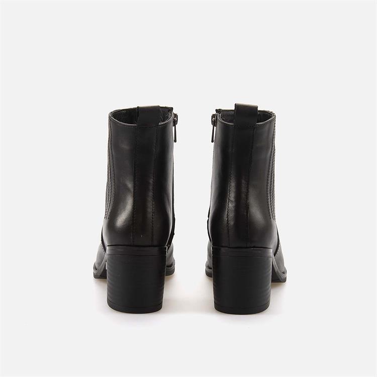 Kemal Tanca Kadın Hakiki Deri Kauçuk Taban Siyah Günlük Bot