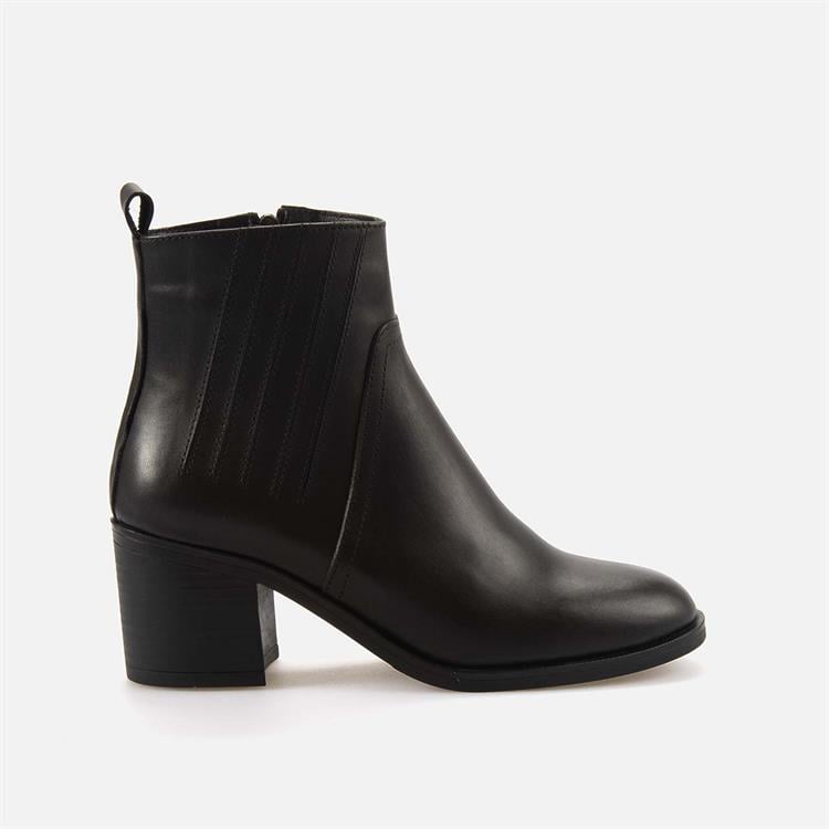 Kemal Tanca Kadın Hakiki Deri Kauçuk Taban Siyah Günlük Bot