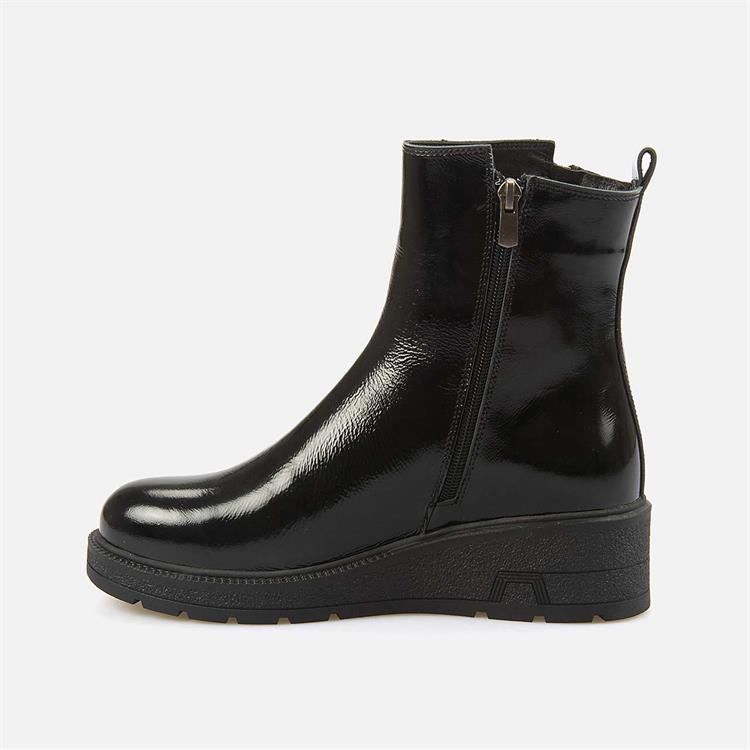 Kemal Tanca Kadın Rugan Kauçuk Taban Siyah Günlük Bot