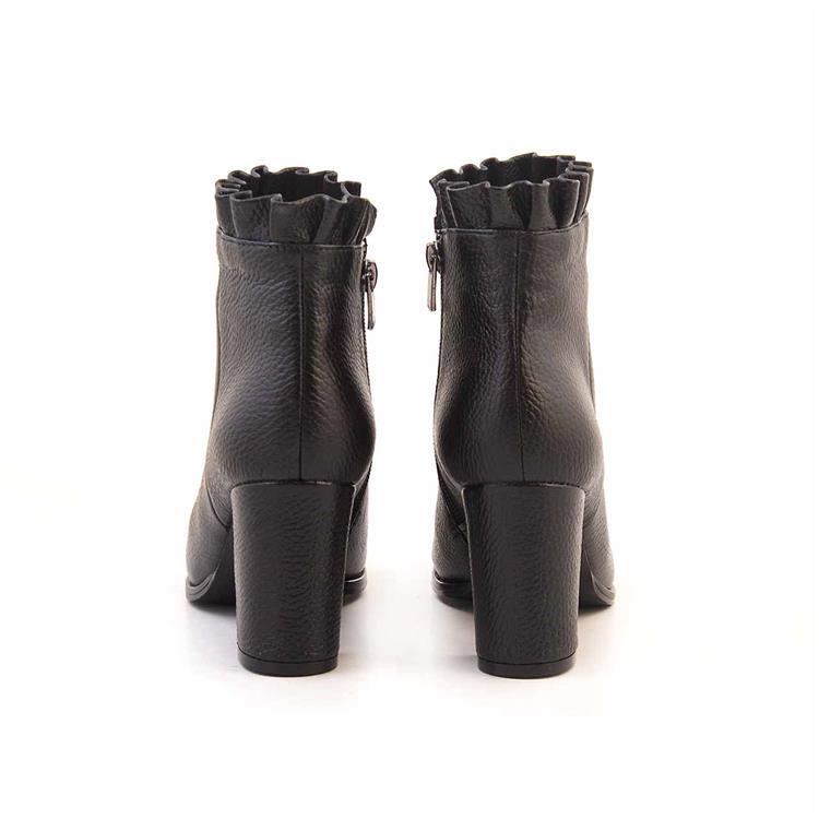 Kemal Tanca   Kadın Bot 760309