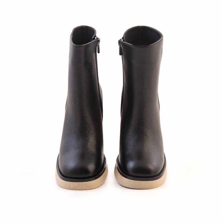 Kemal Tanca Kadın Hakiki Deri Kauçuk Taban Siyah Günlük Bot