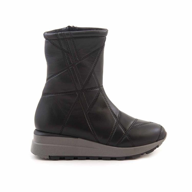 Mocassini Kadın Hakiki Deri Kauçuk Taban Siyah Günlük Bot