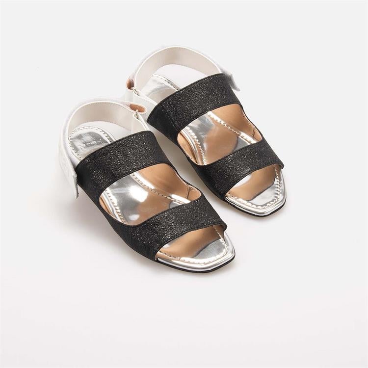 No21 Kadın Hakiki Deri Siyah Sandalet Ayakkabı