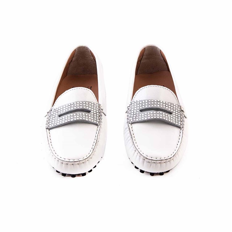 Rouge Kadın Rugan Deri Kauçuk Taban Beyaz Parlak Babet Ayakkabı