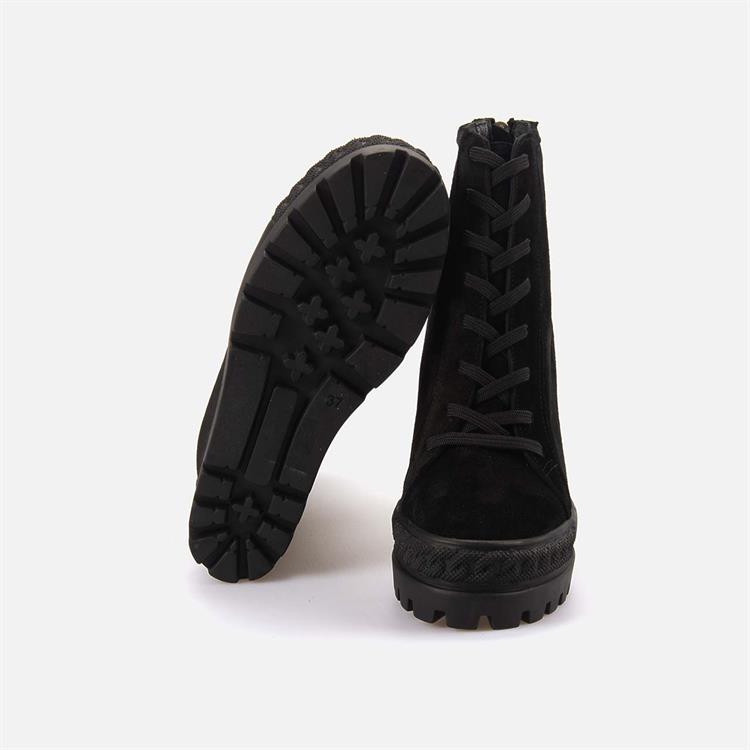 Rouge Kadın Hakiki Deri Kauçuk Taban Siyah Süet Günlük Bot