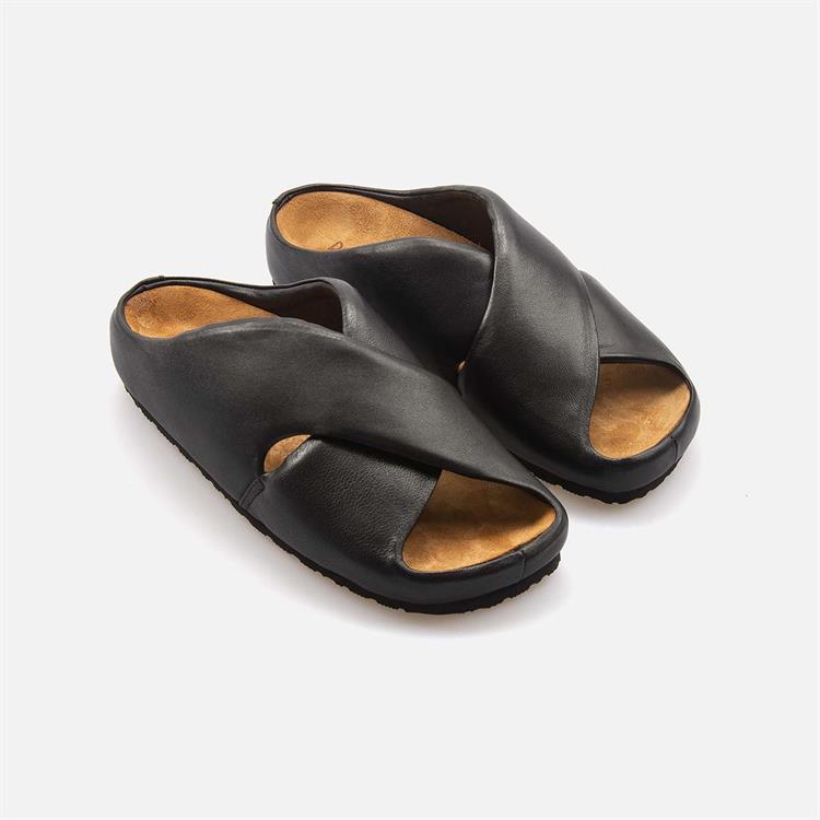 Rouge Kadın Hakiki Deri Kauçuk Taban Siyah Terlik Ayakkabı