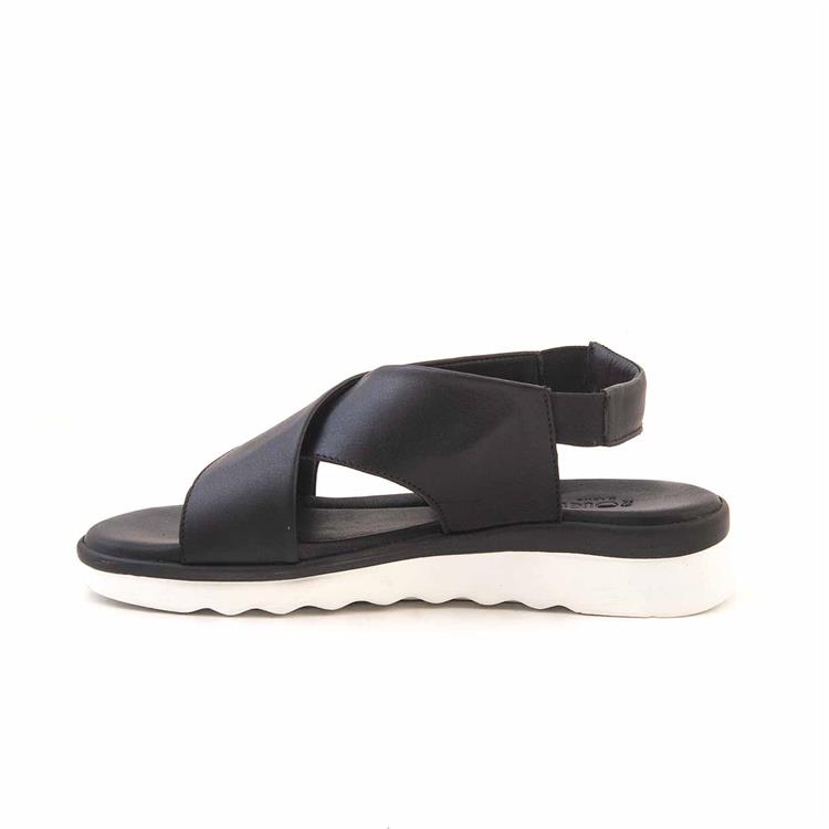 Rouge Kadın Hakiki Deri Kauçuk Taban Siyah Sandalet 