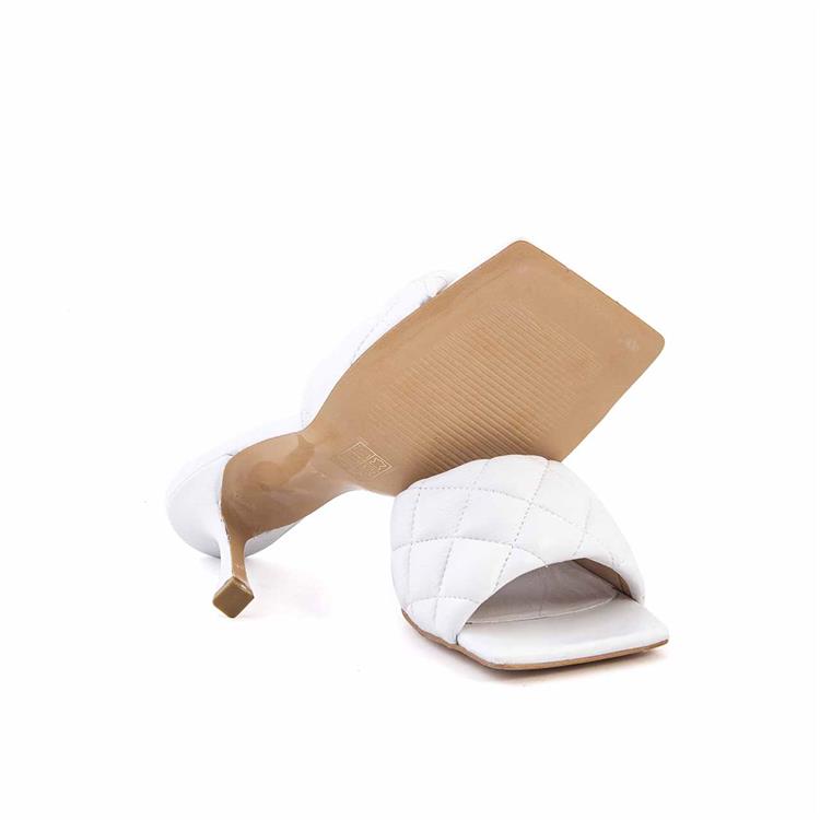 Rouge Kadın Rugan Deri Neolit Taban Beyaz Terlik Terlik