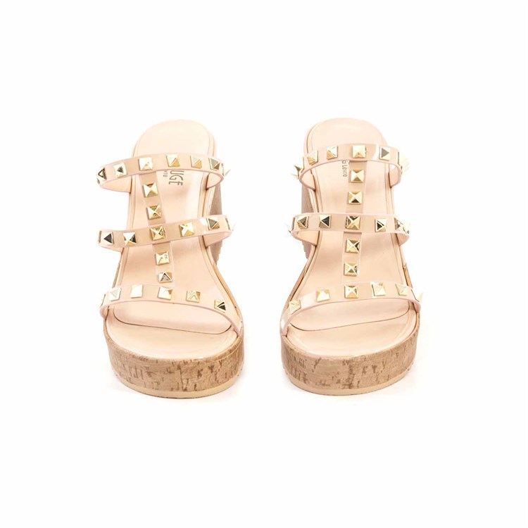 Rouge Kadın Rugan Deri Kauçuk Taban Bej Parlak Terlik Terlik