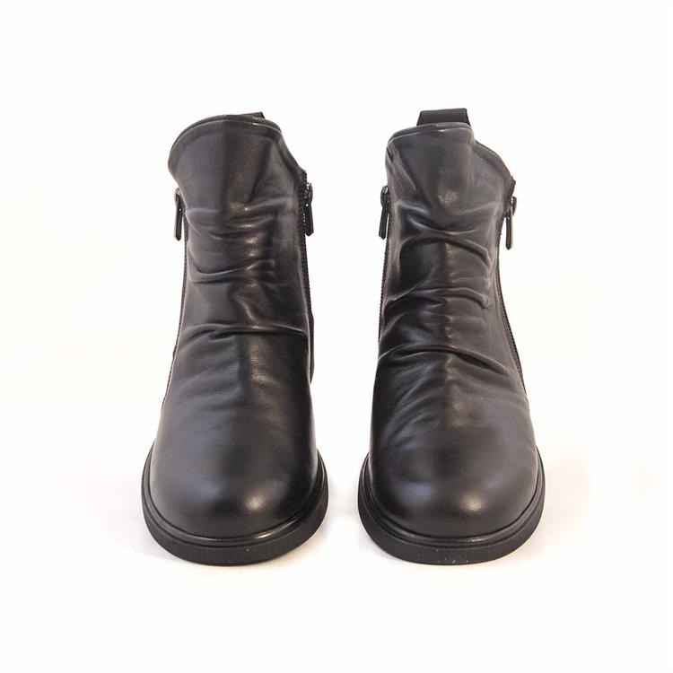 Tanca Kadın Hakiki Deri Kauçuk Taban Siyah Günlük Bot