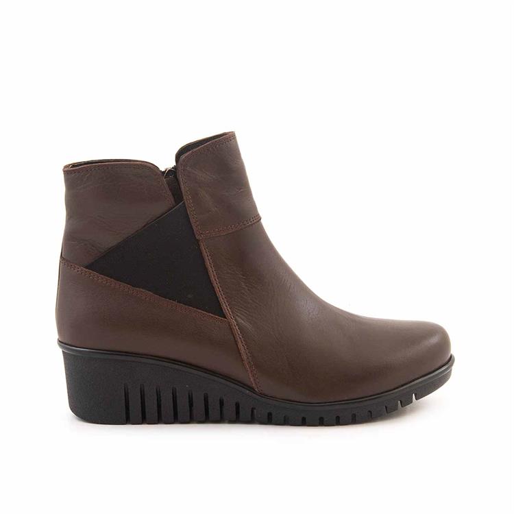 Tanca   Kadın Bot 2011