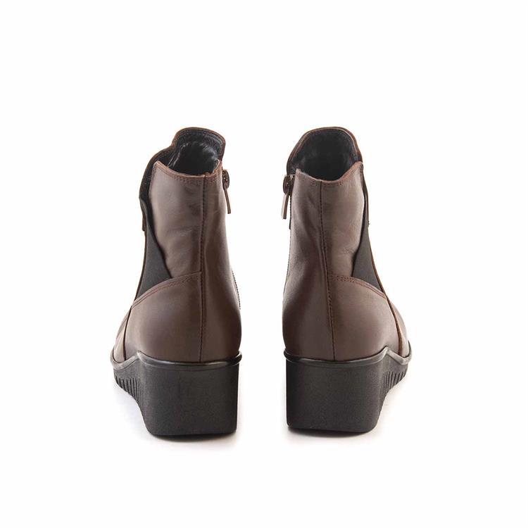 Tanca   Kadın Bot 2011