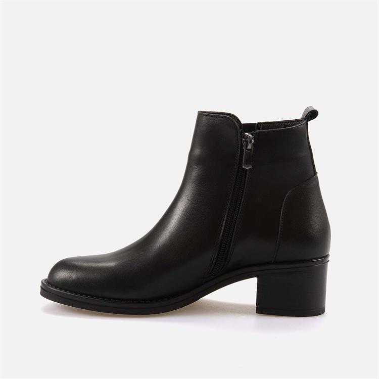 Tanca   Kadın Bot M1