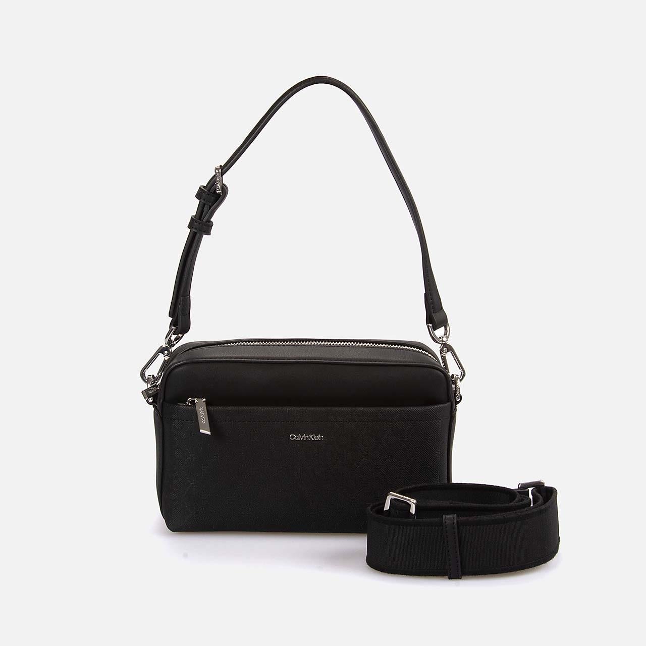 Omuz ÇantasıCalvin KleinCalvin Klein   Kadın Omuz Çantası K60K612808