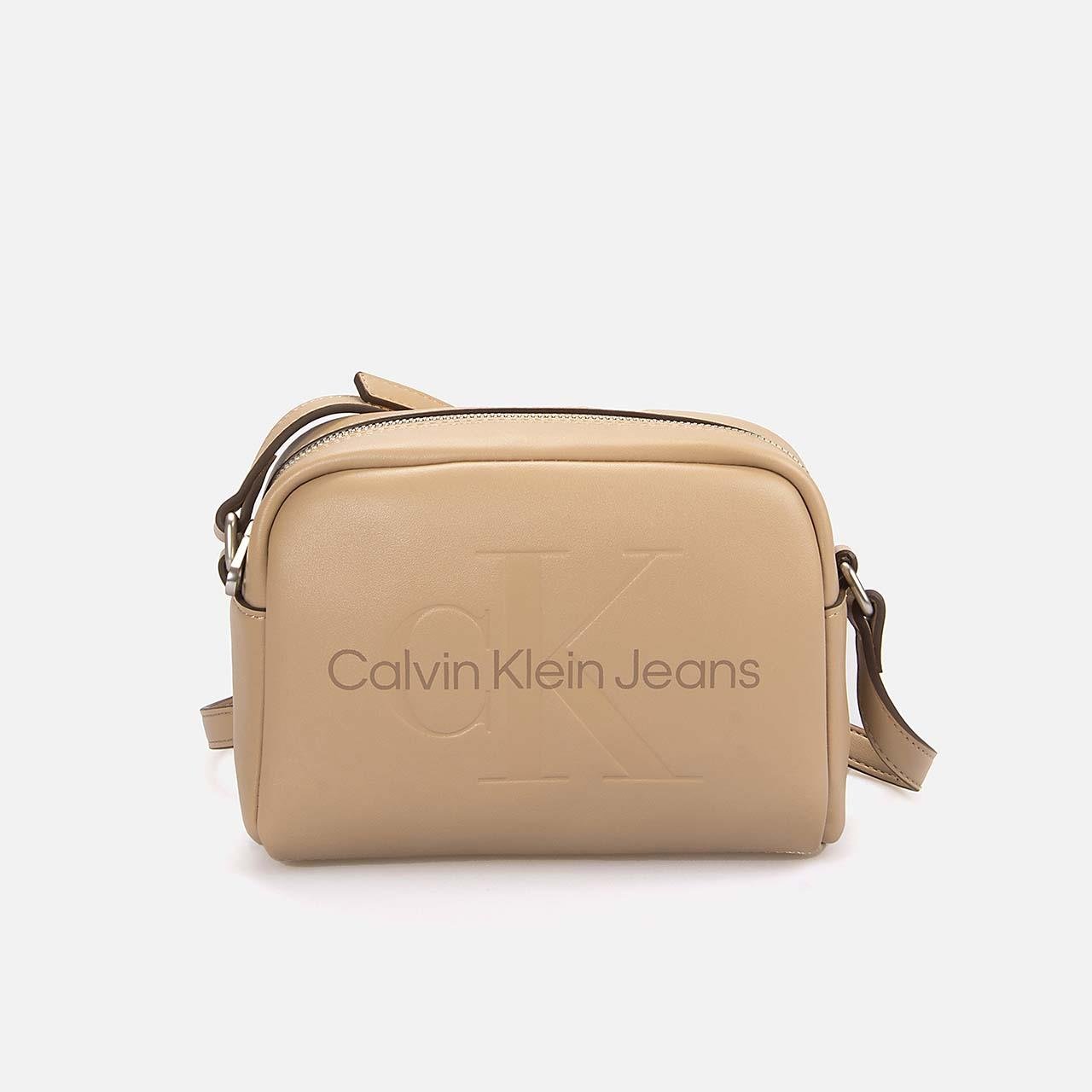 Calvin Klein   Kadın Omuz Çantası K60K612220