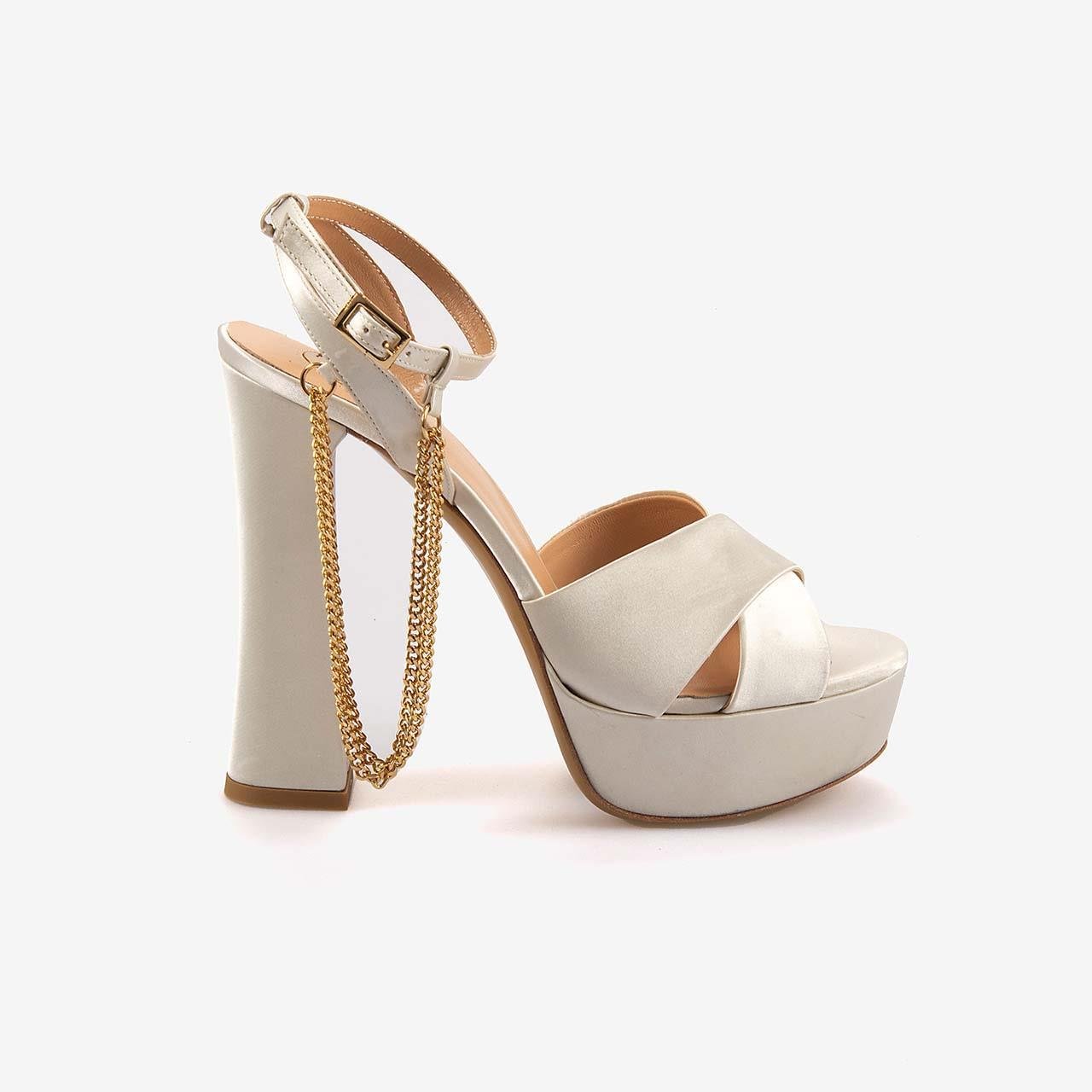 Gece&AbiyeMocassiniMocassini Kadın Saten Uzun Topuklu Gece & Abiye Ayakkabı 656494