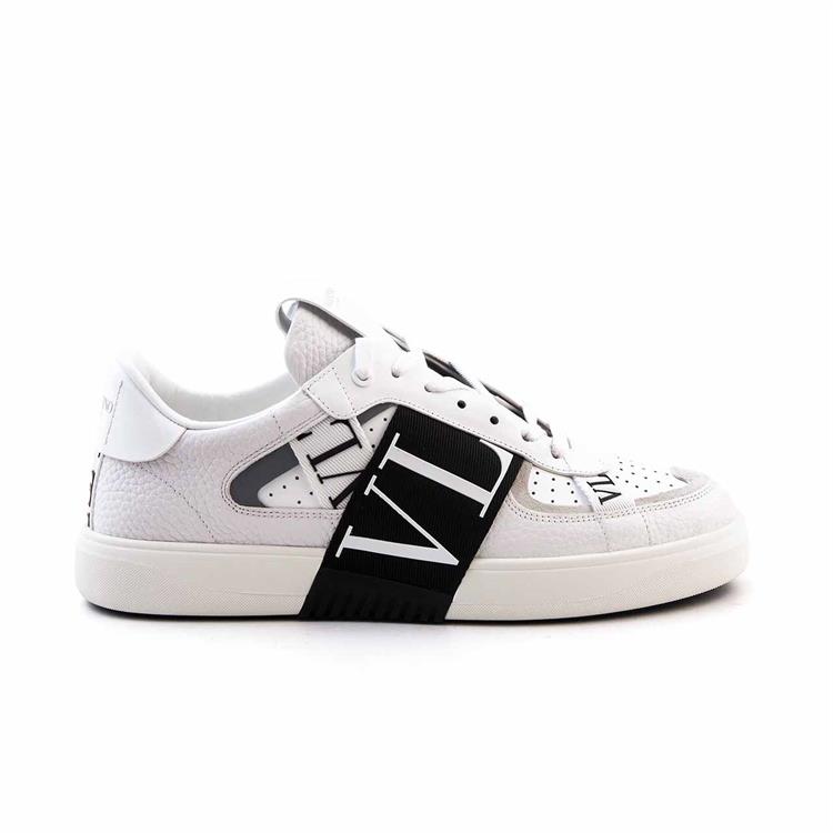 valentino-garavani-erkek-spor-