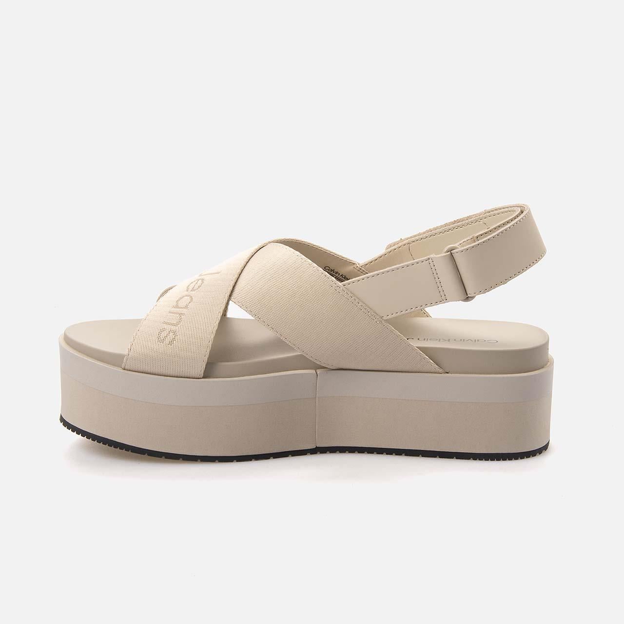 Calvin Klein Kadın Bej Sandalet 