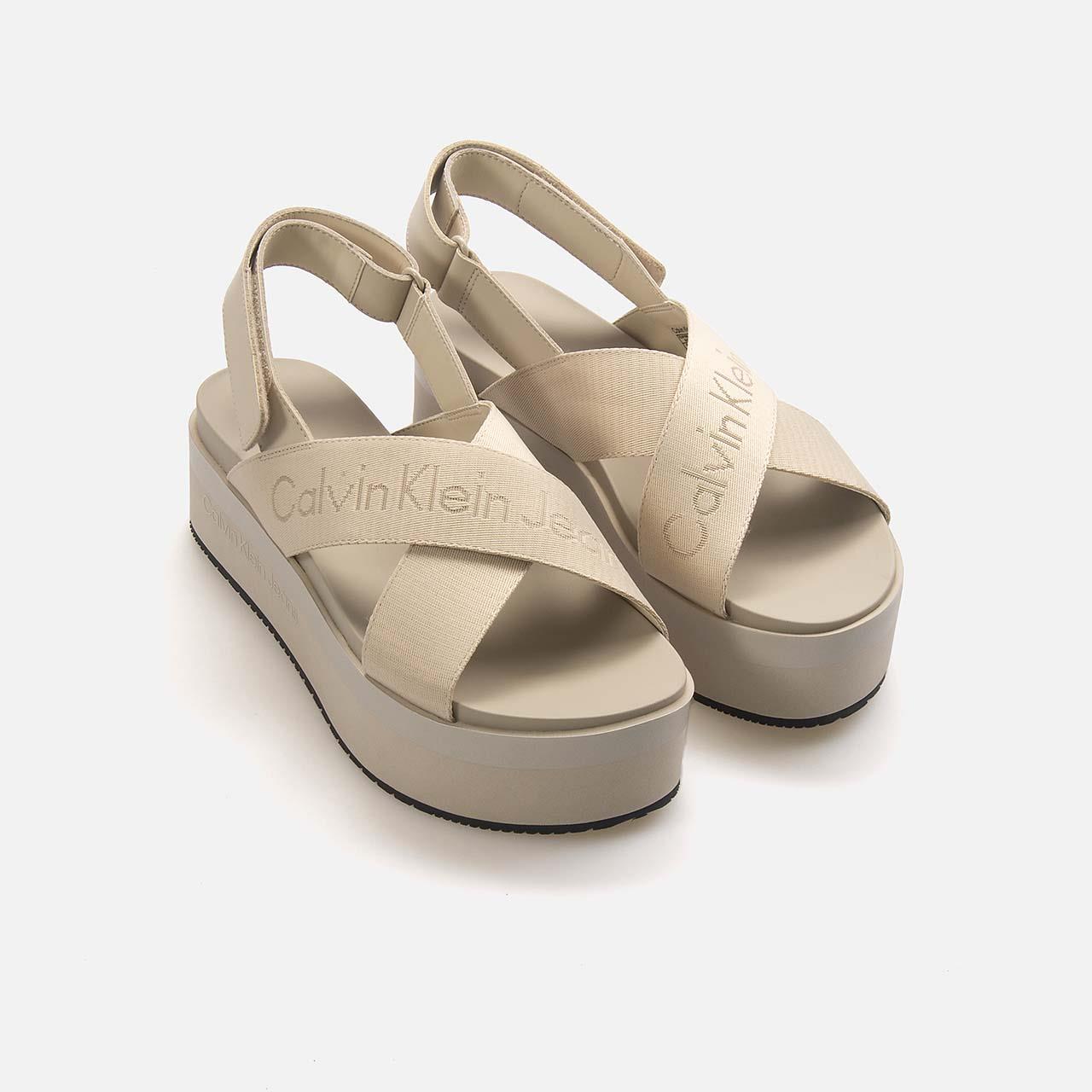 Calvin Klein Kadın Bej Sandalet 