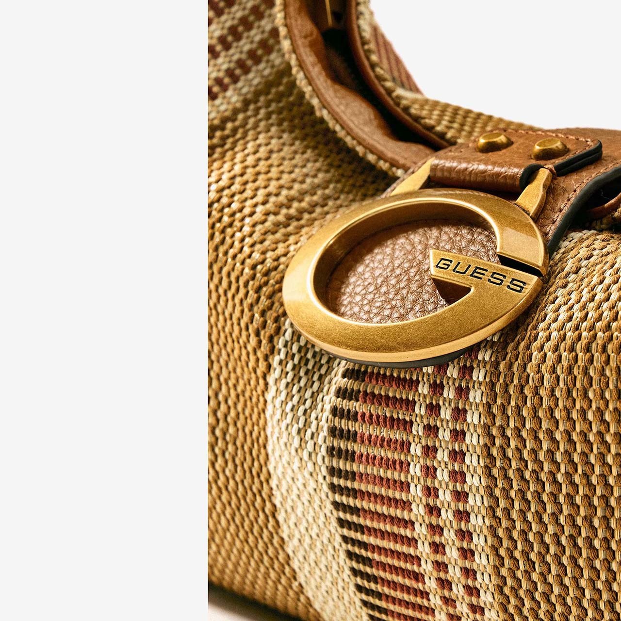 Guess   Kadın Omuz Çantası HWAB9308180