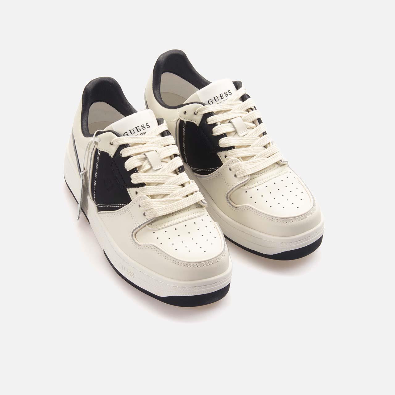Guess Kadın Vegan Beyaz-Siyah Spor & Sneaker Ayakkabı