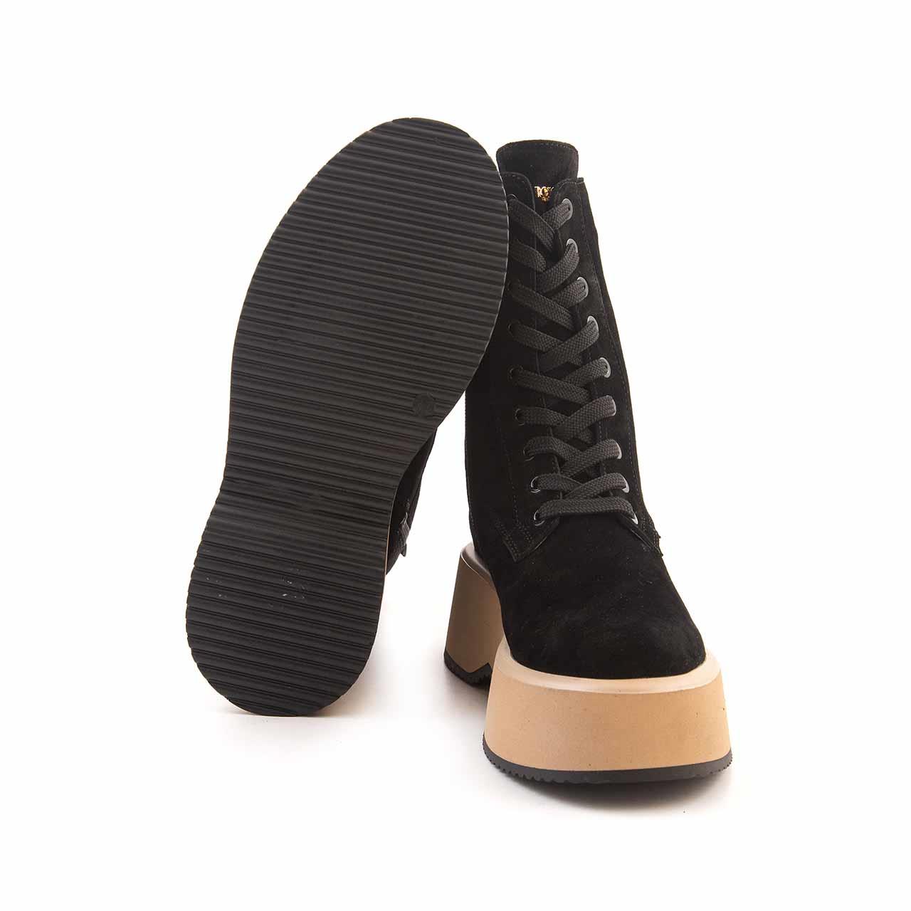 Mocassini Kadın Hakiki Deri Kauçuk Taban Siyah Süet Günlük Bot