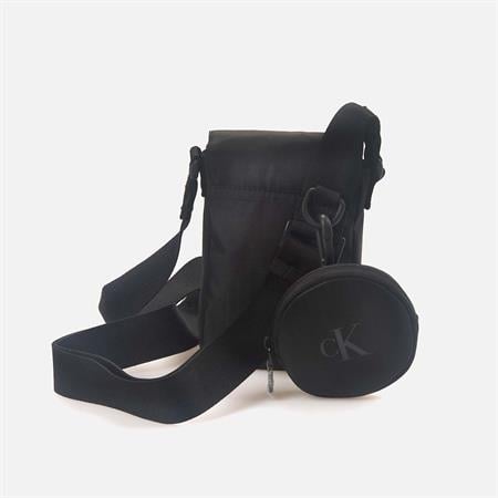 Calvin Klein Kadın Siyah Çapraz & Postacı Çanta