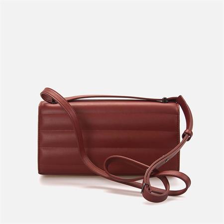 Calvin Klein Kadın Kırmızı Omuz Çantası 