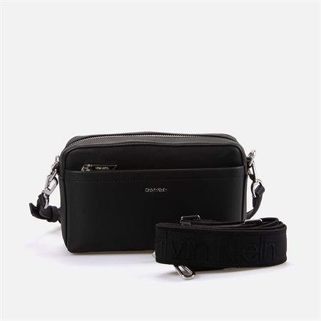 Calvin Klein Kadın Siyah Omuz Çantası 