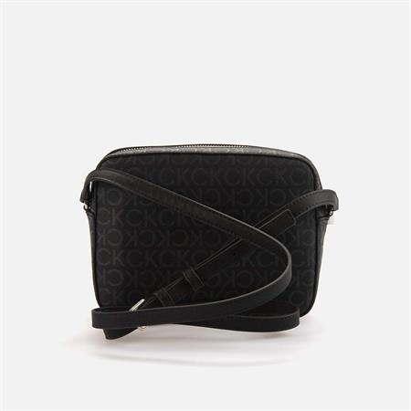 Calvin Klein Kadın Siyah Omuz Çantası 