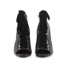 Greymer Kadın Hakiki Deri Kösele Taban Siyah Topuklu Bot 