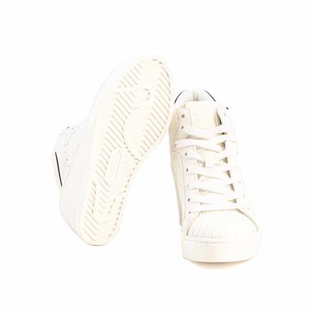 Guess Kadın Vegan Kauçuk Taban Beyaz-Siyah Spor & Sneaker Ayakkabı