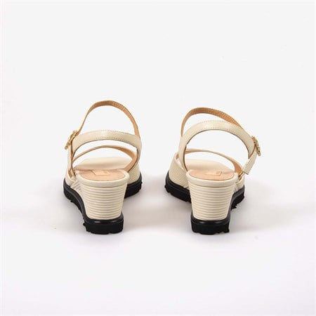 Hawen Angels Kadın Hakiki Deri Bilek Bantlı 7,5 cm Dolgu Topuklu Sandalet 169-269