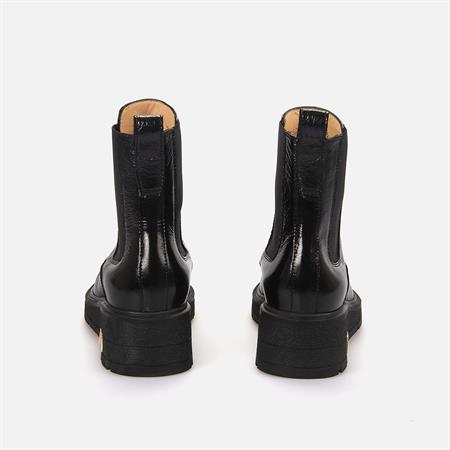 Rouge Kadın Rugan Termo Taban Siyah Günlük Bot