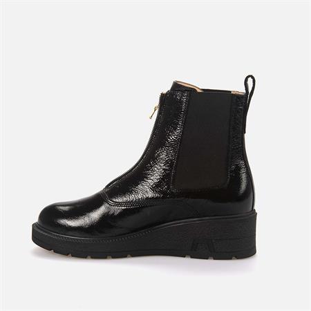 Rouge Kadın Rugan Termo Taban Siyah Günlük Bot