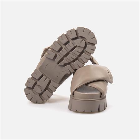 Rouge Kadın Hakiki Deri Kauçuk Taban Gri Sandalet Ayakkabı