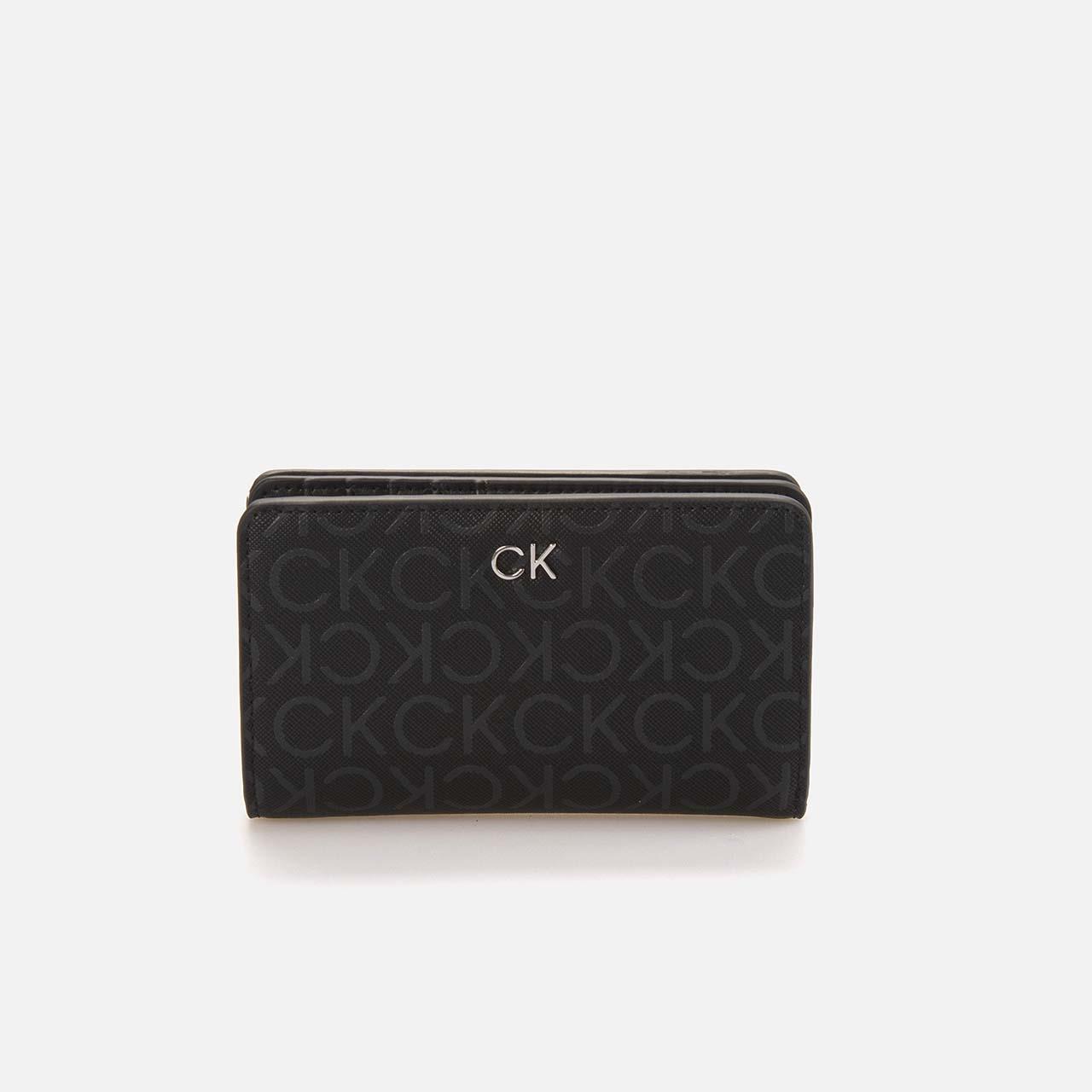 Calvin Klein   Kadın Cüzdan K60K612683