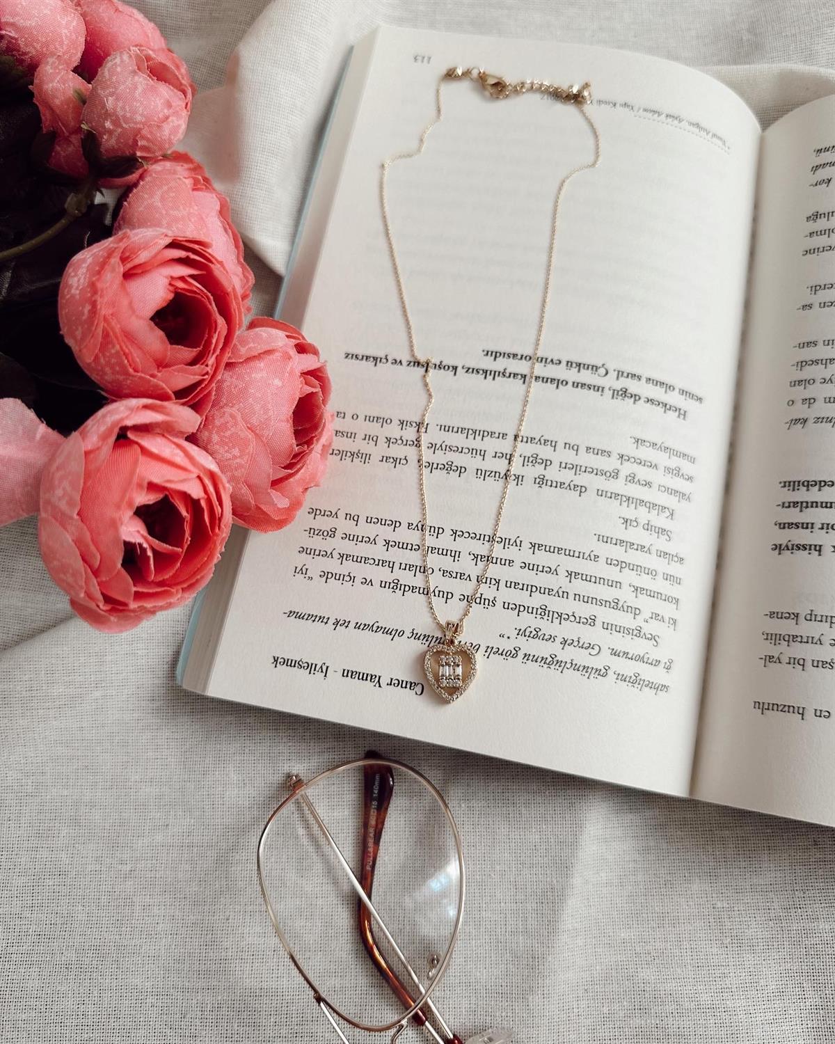 VENIA VINTAGE STYLE ZİRKON TAŞLI KOLYE
