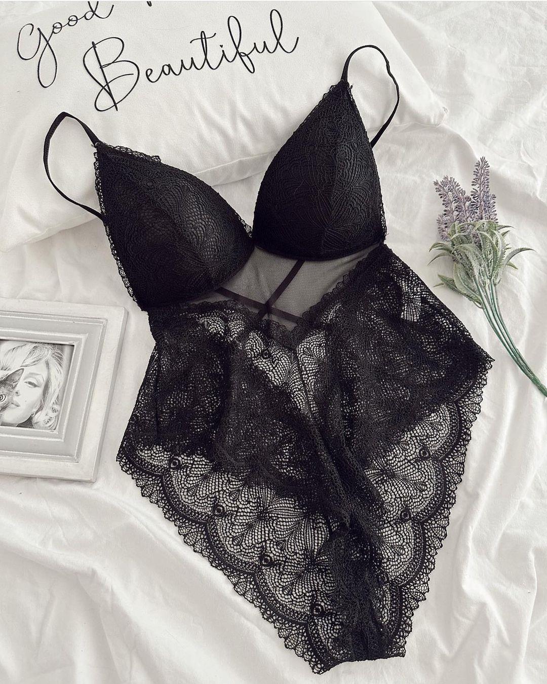 CLAUDIA DANTELLİ BODY SİYAH