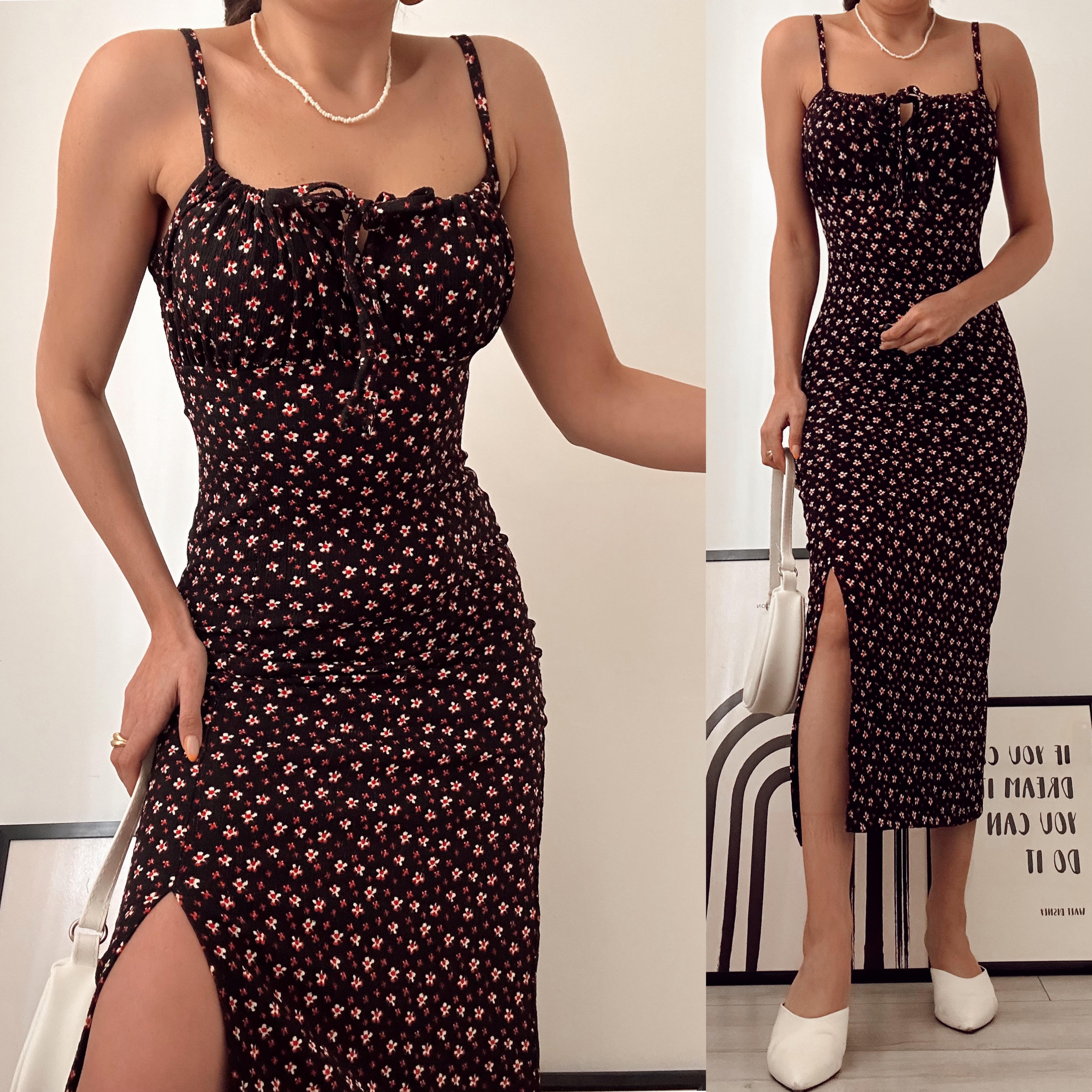 OSLINA ÇİÇEKLİ YIRTMAÇLI ELBİSE SİYAH ÇİÇEKLİ