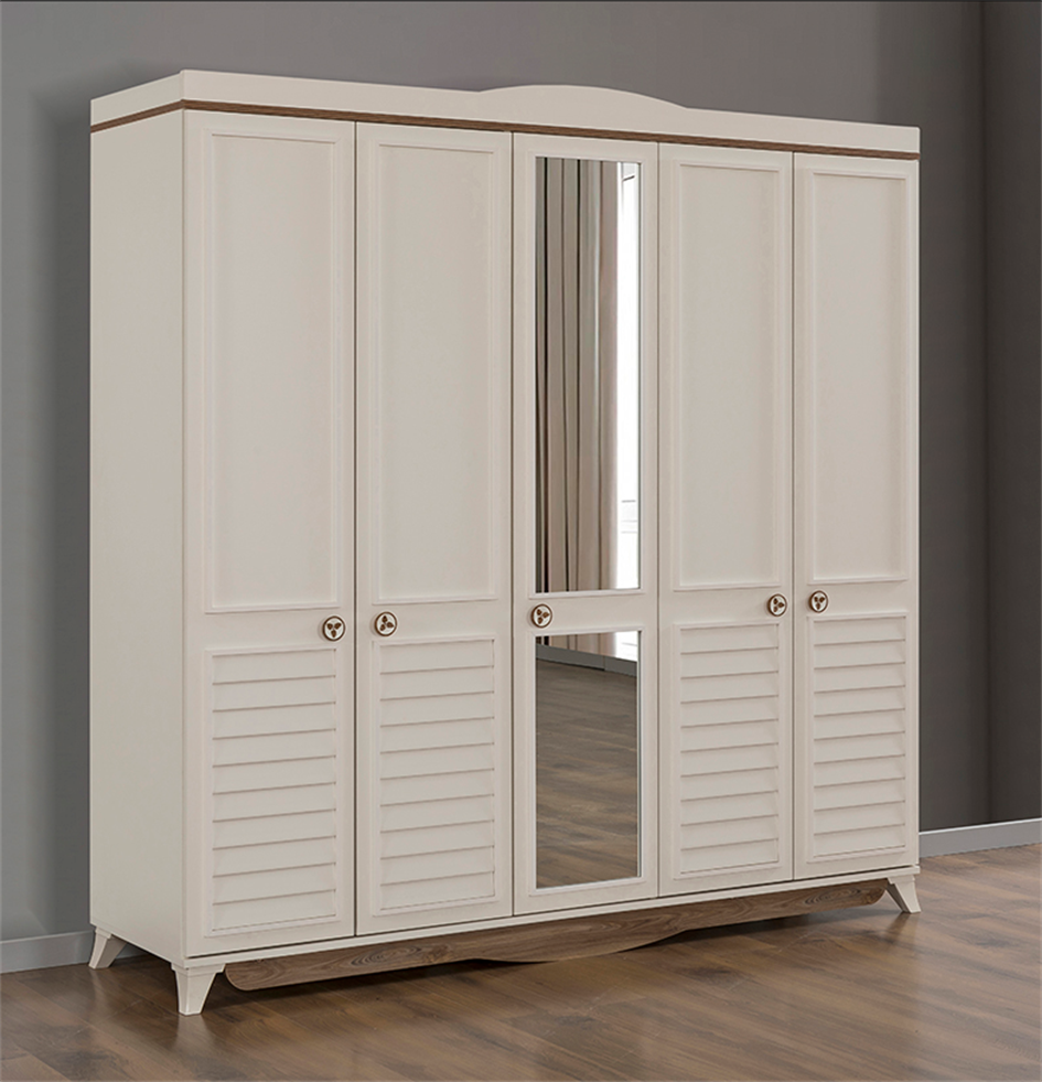 f6b5d71b-792b-4701-86ac-