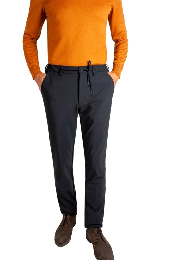 Regular Fit Belden Bağlamalı Siyah Jogger Pantolon