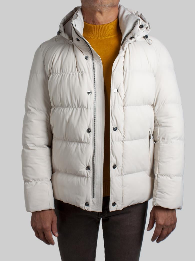 Standart Fit Elyaf Dolumlu Kapüşonlu Kemik Şişme Mont