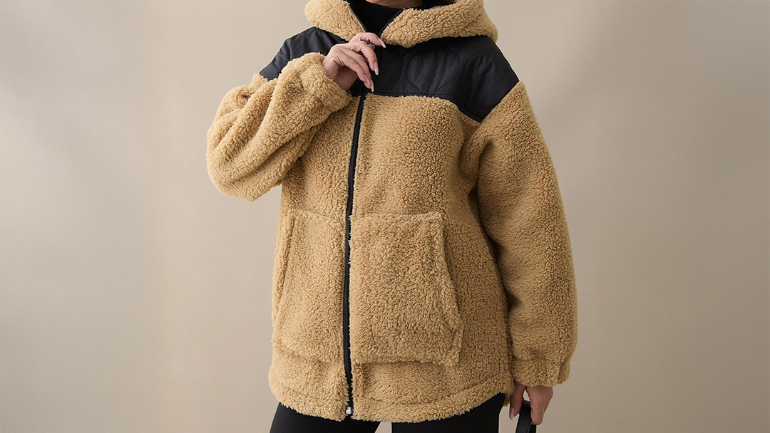 Kadınlar İçin Oversize Hırka Kombini Nasıl Yapılır?