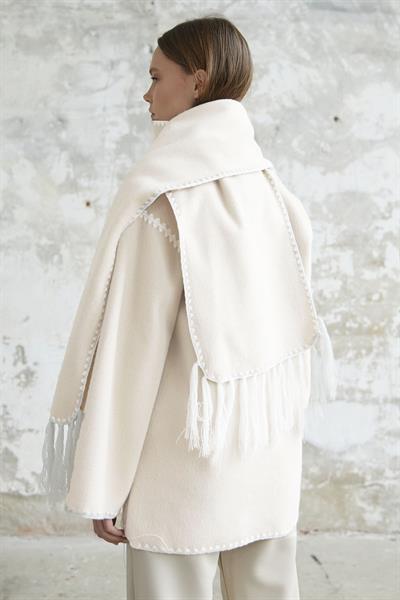 Alira Atkılı Kaşe Taş Ceket