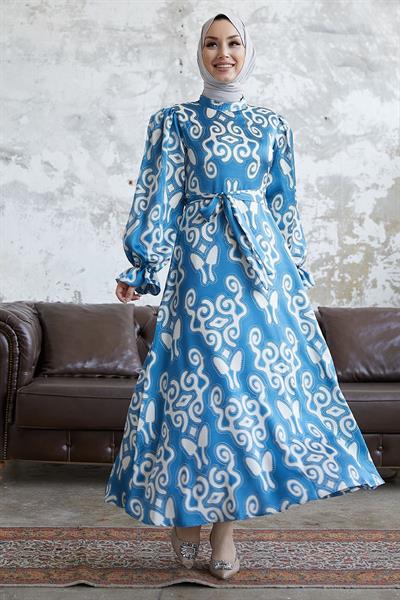 Amaris Desenli Kuşaklı İndigo Saten Elbise