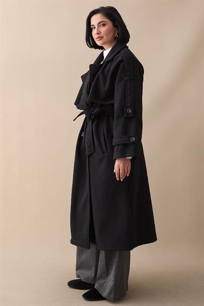 Apoletli Kuşaklı Oversize Siyah Kaşe Kaban