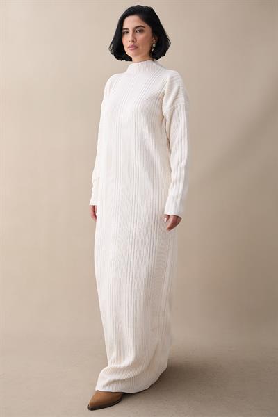 Arissa Balıkçı Yaka Uzun Triko Elbise - Krem