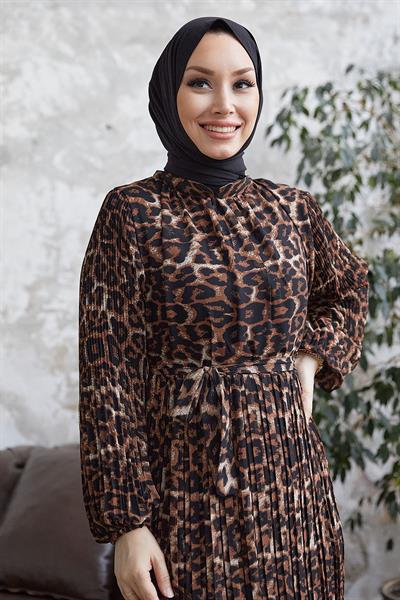 Aste Kuşaklı Piliseli Şifon Elbise - Kahverengi